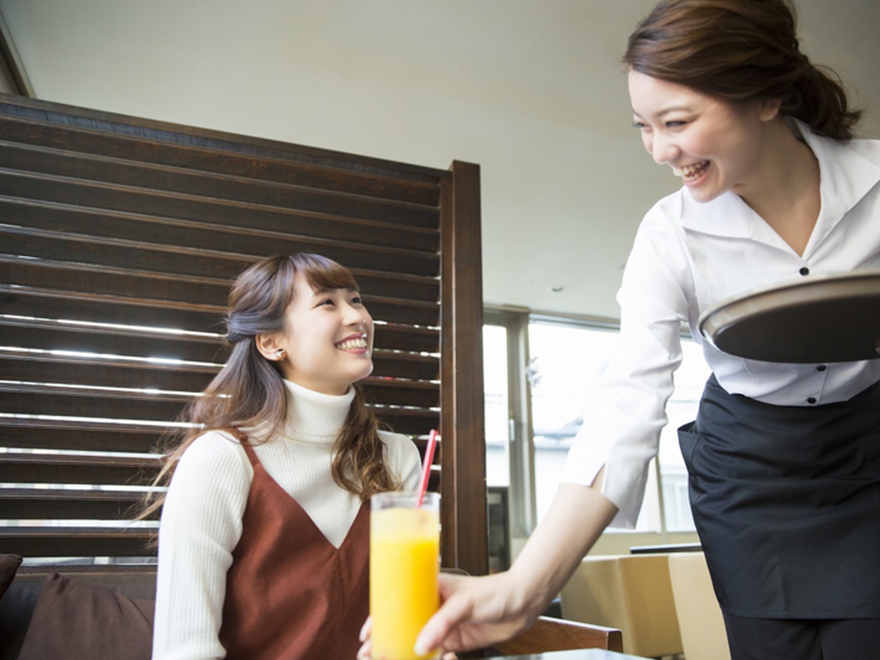 Cafe Di Espresso 珈琲館 大阪天満宮店のカフェ 喫茶店 接客 ホール アルバイト パート求人情報